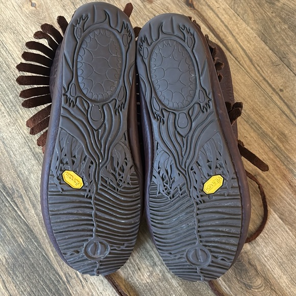 Manitobah Mukluks Moccasin - Picture 9 of 9